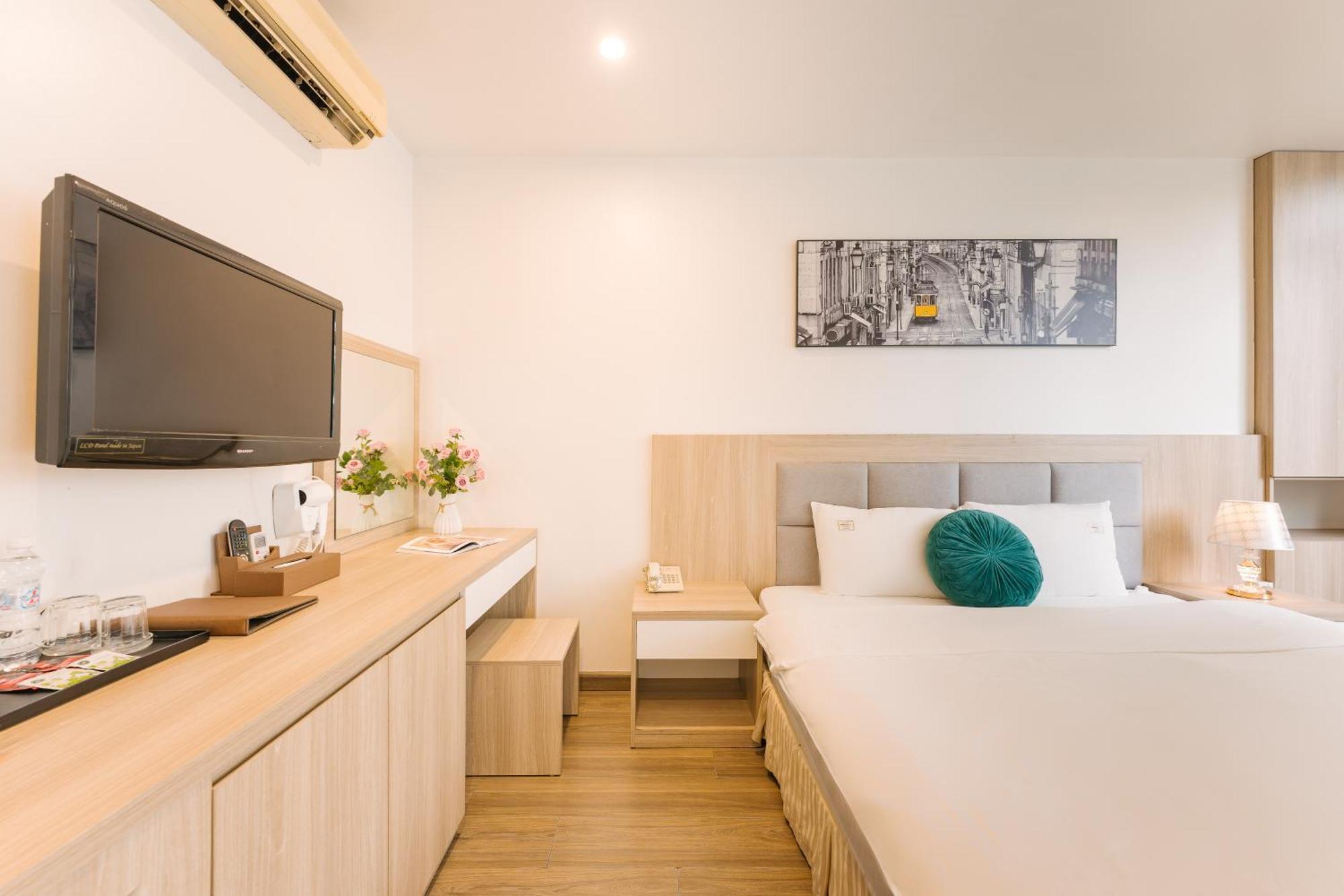 The Ky Moi Hotel And Spa - Ha Noi Center- Near Vincom Ba Trieu ハノイ市 エクステリア 写真